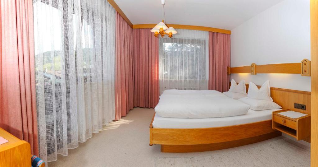 Landhaus Haid Seefeld in Tirol Oda fotoğraf